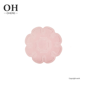 Oh, venta al por mayor, placas de cargador en relieve de <span class=keywords><strong>porcelana</strong></span> <span class=keywords><strong>rosa</strong></span> para boda, restaurante y decoración de pared - Product Image 3