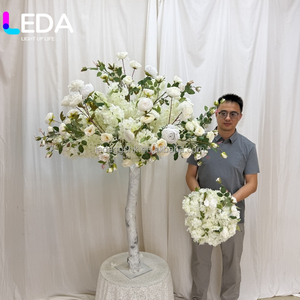 Arbre artificiel LEDA pour salon, centre de table avec roses artificielles en soie pour décoration de mariage - Product Image 3