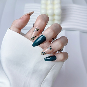 定制高品质杏仁压钉哑光绿色银假指甲手指应用 - Product Image 2