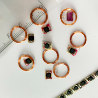 Étiquettes RFID, Antennes Cantenna, Cartes avec antenne intégrée, Antennes à puce URL QR, Antennes de paiement, Antennes d'identification, Antennes pour adhésion, Antennes pour accès professionnel, Antennes de contrôle d'accès, Antennes NFC intelligentes en PVC
