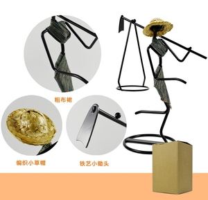 Creative Iron Craftsman Candlestick Holder <b>Hoe</b> Girl Candlestick Pastoral Home Decoration Props - Product Image 3