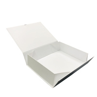 Personnalisé en stock 25pcs emballage petit souvenir blanc aimant couvercle rabattable boîte cadeau pliante