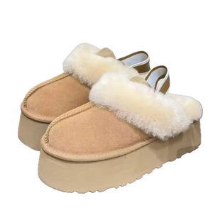 Botas de nieve de cuero con suela gruesa al por mayor, pantuflas de piel suave para mujer, botas de nieve de plataforma de alta calidad para exteriores. - Product Image 4