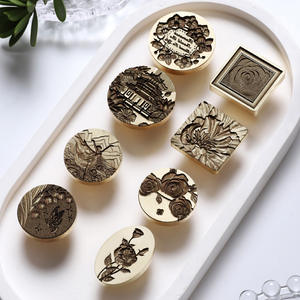 Sello de Cera Láser de Alta Gama con Cabeza de Latón Sólido, Grabado Multicapa en Relieve Irregular, Sello Decorativo de Cobre para Cera de Sellado - Product Image 2