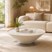 Table basse moderne et écologique de forme ronde avec plateau en bois finition crème et base en métal pour salon