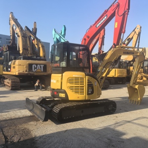 Miniexcavadora KOMATSU PC55 Usada en Buen Estado de Funcionamiento, Excavadora Pequeña de 5 Toneladas en Venta - Product Image 5
