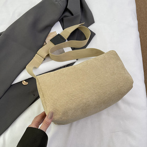 2024ขายส่งหญิงสไตล์ใหม่Corduroyกระเป๋าถือสีบริสุทธิ์กระเป๋าเล็กๆแฟชั่นสบายๆสแควร์ไหล่Crossbodyกระเป๋า - Product Image 4