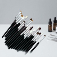 Ensemble de 20 pinceaux de maquillage personnalisés avec manche en bois pour fard à paupières, eye-liner, anticernes, masque, crayon à sourcils, 5 pinceaux à cils personnalisés