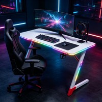 Escritorio Gaming RGB LED con Estructura de Acero en Forma de Z, Superficie con Textura de Fibra de Carbono, Soporte para Vasos y Gancho para Auriculares