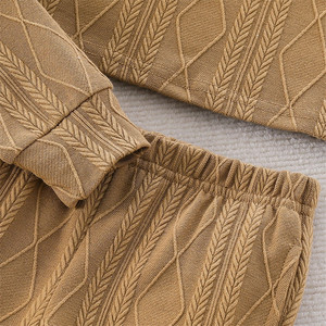 Gilet Invernale da Donna alla Moda in Maglia con Cappuccio e Bordi in Pelliccia Sintetica - Product Image 3