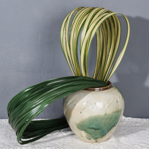 Feuilles d'herbe artificielle en acier, motif ligne verte, <span class=keywords><strong>fil</strong></span> de liaison en caoutchouc souple, matériau de décoration florale pour mariage - Product Image 1