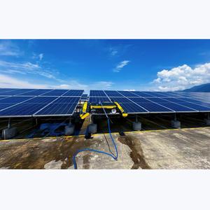 Robot de nettoyage solaire à vente chaude, machine de nettoyage de panneaux solaires, brosse robotisée avec un taux de satisfaction de 98 %. - Product Image 2
