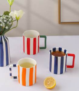 पारंपरिक रूप से हाथ से चित्रित संक्षिप्त स्ट्रिप सिरेमिक बड़ा vases घर और होटल के लिए थोक बिक्री - Product Image 5