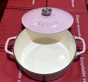 Olla de Hierro Fundido Esmaltada Rosa de 25 cm - Diseño Europeo - Para Gas e Inducción - Multiusos para Estofar, Freír y Saltear - Product Image 1