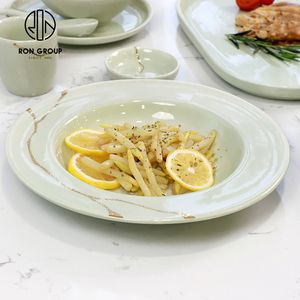 Nouvel arrivage de vaisselle ronde en porcelaine verte 10/12 pouces pour le stockage des aliments à dessert pour les couverts de dîner commerciaux de restaurant d'hôtel - Product Image 1