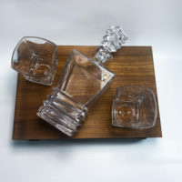 Ensemble de carafes à whisky carrées de style classique en verre cristal, lavables au lave-vaisselle, avec boîte en bois, pour usage en restaurant et cadeaux d'affaires