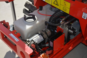 RUNTX 8m 10m 12m 320kg 작업 하중 용량 유압 크롤러 가위 리프트 - Product Image 6