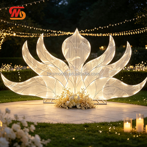 ฉากหลังงานแต่งงานรูปโค้งแสงไฟ LED สีขาวอบอุ่นสุดหรู พร้อมไฟ LED รูปปีกฟีนิกซ์ - Product Image 1