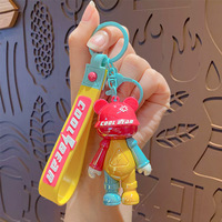 Offre Spéciale Cool ours PVC peluche porte-clés voiture pendentif couleur-bloc exquis Couple sac ornement petit poids léger cadeau mousqueton