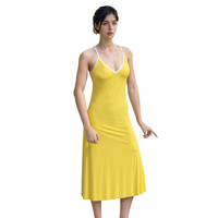 Nouvelle Robe de Nuit Longue en Satin Brodé de Dentelle pour Femme 2026 – Modèle Sexy à Manches Longues