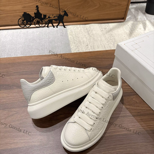 Exclusivos Zapatos Casuales de Piel Auténtica con Suela Gruesa y Diseño de Piel de Vaca para Hombre y Mujer - Product Image 3