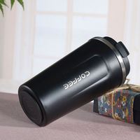 Nouvelle tasse à café portable pour voiture 2026 en acier inoxydable à double paroi, intelligente, alimentée par batterie, avec affichage de la température LED sur le couvercle