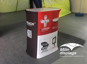 Tùy chỉnh xách tay có thể gập lại căng thẳng vải biểu ngữ Dễ dàng cài đặt khung nhôm bền truy cập <span class=keywords><strong>Pop</strong></span> Backdrop triển lãm thương mại - Product Image 6