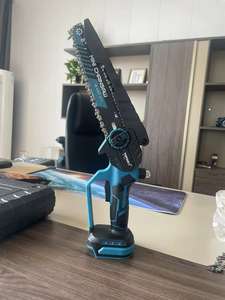 Scie à chaîne sans fil 21V rechargeable avec moteur sans balais, batterie lithium-ion, 8 pouces, outil de coupe du bois, étui - Product Image 3