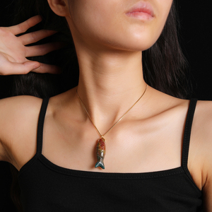 Collier pendentif en forme de poisson à la mode pierre de naissance de guérison naturelle chaînes à la mode usure quotidienne et pour cadeau parent ou ami - Product Image 2