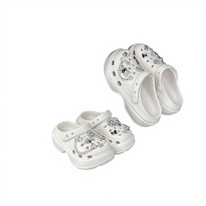 Sandales de plage légères et confortables à semelle épaisse pour enfants, style parent-<span class=keywords><strong>enfant</strong></span>, nouvelle collection été 2025 - Product Image 2