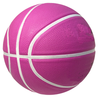 Mini ballon de basket en caoutchouc durable pour l'entraînement en salle et l'utilisation comme jouet, léger avec logo imprimé, fabriqué en caoutchouc