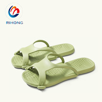 Chaussures à glissière bon marché en gros Sandale Avion pliant Eva Taille unisexe Pantoufles de voyage pliables colorées