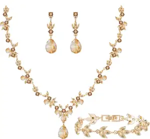 Set di gioielli di fiori eleganti da sposa da sposa Set di gioielli di cristallo per sposa e sfera nuziale collana di cristallo Set bracciale