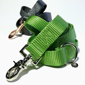 Correa Táctica Resistente y Ajustable para Perro de Nailon Suave con Liberación Rápida, Múltiples Longitudes, Herrajes en Oro Rosa - Product Image 4