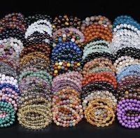 Bestseller Natürliches 8mm Rundes Perlenarmband Heilendes Edelstein-Yoga-Armband Verstellbares Armband aus Verschiedenen Materialien Kristall für Frauen Geschenke