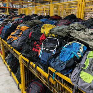A26 Sacs à dos de randonnée d'<span class=keywords><strong>occasion</strong></span> de haute qualité, sacs mixtes en gros, sacs usagés pour le voyage et l'usage quotidien, sacs de seconde main tendance en balles - Product Image 1