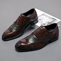 Chaussures en PU pour hommes, collection Printemps 2025, à lacets, semelle épaisse, style décontracté britannique, pour jeunes, mocassins unis tendance