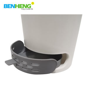 Brosse de nettoyage de toilettes en TPE souple avec manche en plastique, tige en <span class=keywords><strong>aluminium</strong></span>, design mural avec support, durable, écologique, réglable - Product Image 3