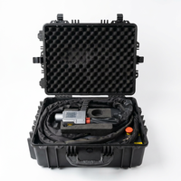 Machine de nettoyage laser pulsé portable de qualité industrielle, refroidie par air, efficace pour l'élimination de la rouille sur le métal, le bois, la pierre et le verre
