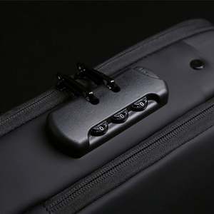 Bolso Bandolera SY766 de Moda, Impermeable y Antirrobo para Hombre, con Puerto USB - Product Image 4