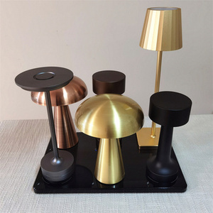 Stasiun Pengisian Daya Nirkabel Cepat 6 in 1 Baru, Pengisi Daya Tunggal/Ganda 2 in 1 Cepat 5w 7.5w 10w untuk Ponsel Pintar dan Lampu Meja - Product Image 4