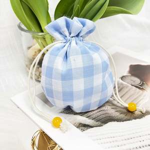 ถุงผ้าแคนวาสออร์แกนิคขนาดเล็กแบบมีเชือกผูก ลายสก็อต โลโก้แบบคราฟต์ ใช้เก็บของ ป้องกันฝุ่น ใช้เป็นของขวัญ ได้รับการรับรองมาตรฐาน GOTS  สามารถปรับแต่งได้ - Product Image 4