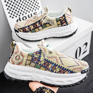 Chaussures décontractées en toile pour hommes, à semelle épaisse, rehaussantes, légères, pour le sport et la course à pied, vente en gros - Product Image 5