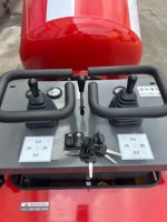 Mini camion malaxeur à béton sur chenilles, haute efficacité, chargement automatique, maniabilité flexible, utilisation par une seule personne