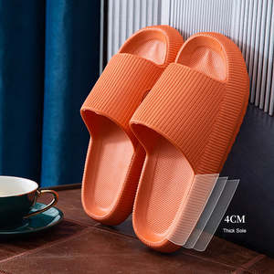 Zapatillas de Casa OEM ODM personalizadas al por mayor, éxito de ventas EVA, a la moda, con logotipo personalizado, Zapatillas de casa para mujer, sandalias antideslizantes con almohada para el hogar - Product Image 3