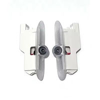 Vente en gros 12V pour Toyota PRADO 120 GX470 lampe de projecteur d'ombre à LED pour porte de voiture Logo personnalisé accessoires de lumière de bienvenue