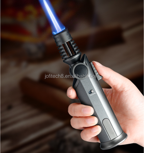 Briquet torche rechargeable coupe-vent à flamme puissante avec options multicolores pour cigares et usage extérieur - Product Image 2