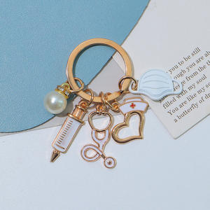 พวงกุญแจโลหะของแพทย์พยาบาลพวงกุญแจโลหะสังกะสีอัลลอยด์มุกหน้ากากทางการแพทย์เข็มฉีดยาเข็มฉีดยารูปหัวใจพวงกุญแจจี้ - Product Image 6