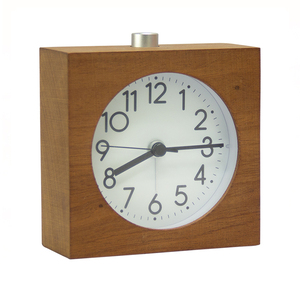 EMAF Promotion Cadeau Chevet Personnalisé Marque Bois Analogique Alimenté par Batterie Sans Ticking Snooze Light Bureau Chambre à coucher Réveil de table - Product Image 1
