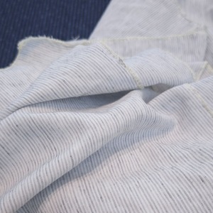 Nuevo Diseño, Tela Suave al Tacto, 7% Cáñamo, 93% Poliéster Refrigerante, 128 g/m², Tejido de Mezcla de Cáñamo y Poliéster Refrigerante con Rayas Finas para Ropa de Verano - Product Image 3
